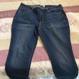 Women’s Skinny Jeans